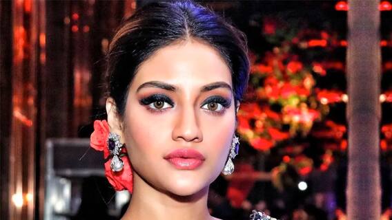 Nusrat Jahan क्यों controversy में रहती हैं ? क्या है Nusrat - Nikhil Jain की filmy Love Story ?