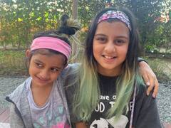 मुंबई: कोरोना काल में गरीब बच्चों की मदद कर रहीं दो बहनें, रुबिक क्यूब की क्लास से हुई कमाई दीन की