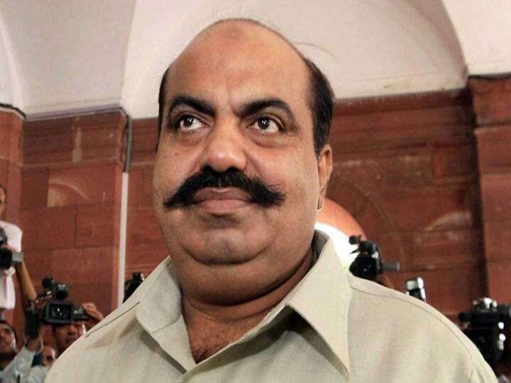 प्रयागराज: माफिया घोषित किए गए बाहुबली पूर्व सांसद अतीक अहमद गैंग पर कसा शिकंजा, हुई बड़ी कार्रवाई