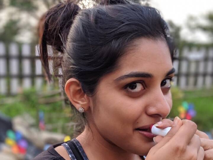 மலையாள மொழியிலும் தமிழ் மொழியிலும் குழந்தை நட்சத்திரமாக சில படங்களில் நடித்துள்ளார் நிவேதா தாமஸ்.