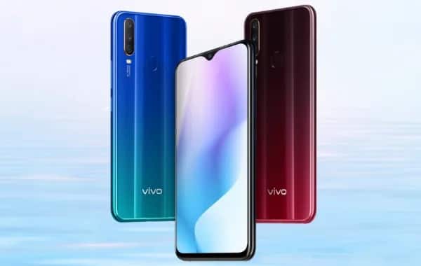 Vivo U10-  કિંમત- 9,990 રૂપિયા-  6.35 ઇંચની આઇપીએસ એલસીડી ડિસ્પ્લે,  3 જીબી રેમ અને 32 જીબી સ્ટૉરેજ,  એન્ડ્રોઇડ 9 ઓપરેટિંગ સિસ્ટમ,  Qualcomm Snapdragon 665 પ્રૉસેસર,  ફાસ્ટ ચાર્જિંગ સપોર્ટ વાળી 5000 એમએએચની બેટરી,  8 એમપીનો ફ્રન્ટ કેમેરો અને 13 મેગાપિક્સલનો પ્રાઇમરી સેન્સર વાળો ત્રિપલ રિયર કેમેરો,