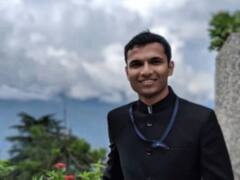 IAS Success Story: डेंगू से पीड़ित नवजीवन ने ICU में भी जारी रखी परीक्षा की तैयारी, पहली बार में ही मिली सफलता