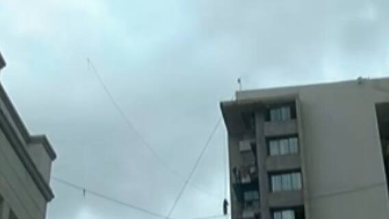 Surat: પ્રિ મોન્સૂન એક્ટિવીટીના કારણે કયા કયા વિસ્તારોમાં વરસ્યો વરસાદ?,જુઓ વીડિયો