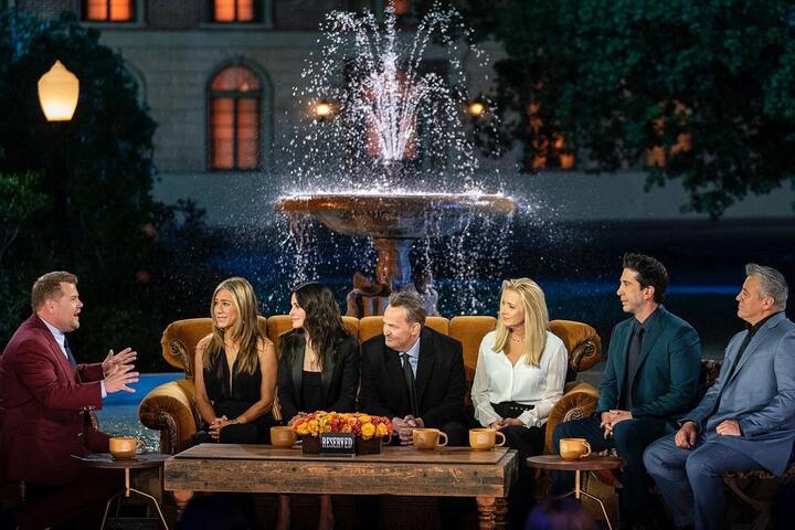 The much-awaited reunion episode of the popular American sitcom ‘Friends’ grabbed millions of eyeballs as the six main cast of the series treated their fans with this special episode after 17 years. (Image courtesy - @_schwim_/Instagram)