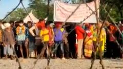 Chhattisgarh: What is exactly happening b/w police & tribals? | Master Stroke