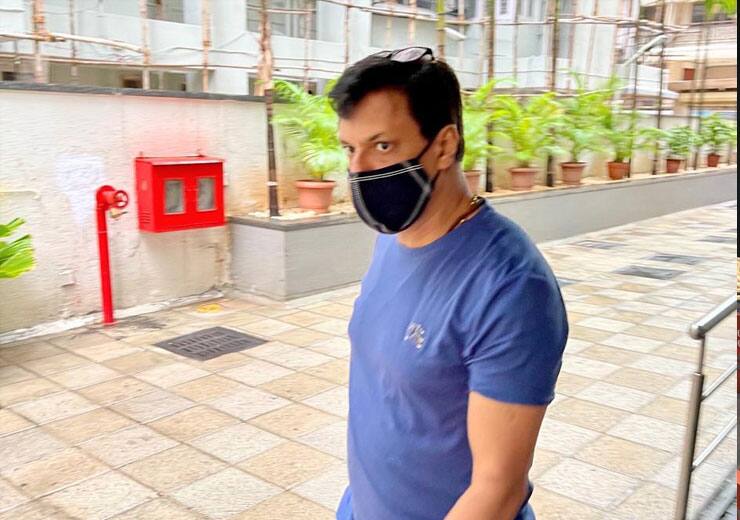 Madhur Bhandarkar reached hospital to know about Dilip Kumar health
