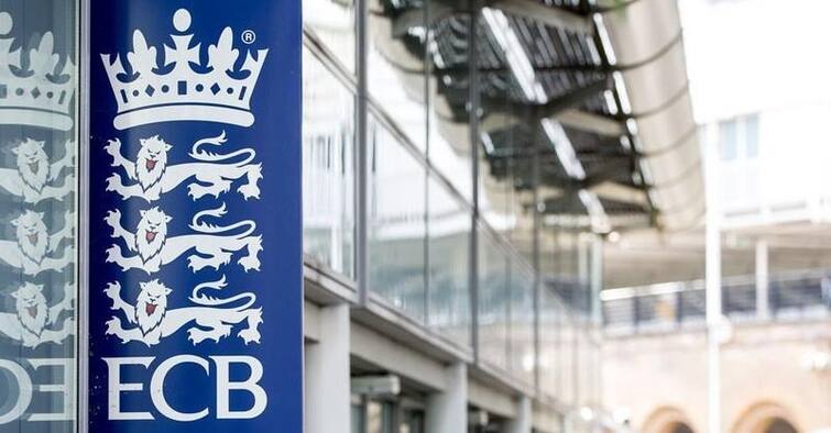 Another England men's player found to have posted discriminatory content ECB on England Players: মাত্র ১৫ বছর বয়সে বর্ণবিদ্বেষী ট্যুইট! ফের বিতর্ক ইংল্যান্ড ক্রিকেটে