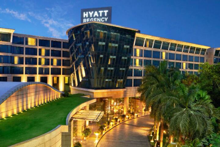 'Unable To Pay Salaries', Hyatt Regency In Mumbai Temporarily Suspends Operations Due To Fund Crunch 'Unable To Pay Salaries', Hyatt Regency In Mumbai Suspends Operations Due To Fund Crunch