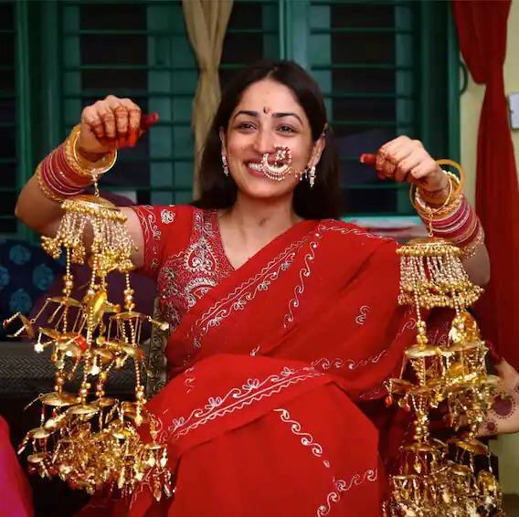 ગિતેશે જણાવ્યું કે, તેમના પાપાએ કહ્યું હતું કે, તે બિલકુલ ક્લિયર હતા કે, તે ગ્લેમરશ વેડિંગ નથી ઇચ્છતા. જેવા તેમના ગામડામાં થાય તેવા લગ્ન એકદમ નેચરલ અને પારંપારિક રીતે ઇચ્છતા હતા.