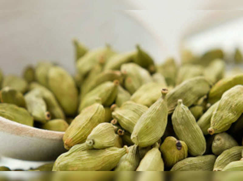 Cardamom-for-men-ultimate-benefits-for-men-small-spice-piece-has-amazing-properties  |
