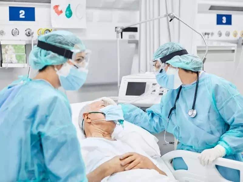 Britain CoronaVirus: new covid-19 cases increase highest since march વિશ્વના આ મોટા દેશમાં કોરોનાની ત્રીજી લહેરની એન્ટ્રી? કયા ખતરનાક વેરિએન્ટે તબાહી મચાવતા એક જ દિવસમાં નોંધાયા હજારો કેસો, જાણો........