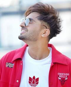 ਜੱਸੀ ਗਿੱਲ ਨੇ ਗਾਇਆ ਮੰਨਤ ਨੂਰ ਸਾਹਮਣੇ ਲੌਂਗ ਲਾਚੀ ਗੀਤ