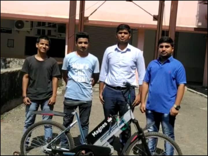 पेट्रोल की कीमतों ने लगाया शतक तो VJTI के पूर्व छात्रों ने बना दी बैटरी से चलने वाली साइकिल, जानें इसकी खासियत