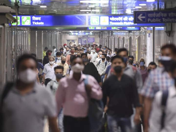 Delhi unlock: All markets to reopen from today with some restrictions malls, restaurants to reopen Delhi Unlock 3: दिल्ली में आज से रोज खुलेंगे मॉल और बाजार की सभी दुकानें, 50 फीसदी क्षमता के साथ चलेगी मेट्रो