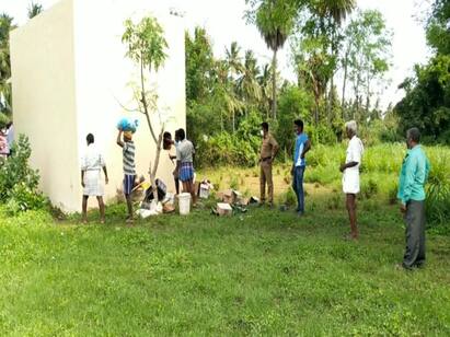 miscreants decamp 1.5 lakhs work IMFL liquor from tasmac outlet . ராணிப்பேட்டை : டாஸ்மாக்கை துளையிட்டு கொள்ளையடித்த குடிப்பிரியர்கள்! போலீசார் தீவிர விசாரணை!