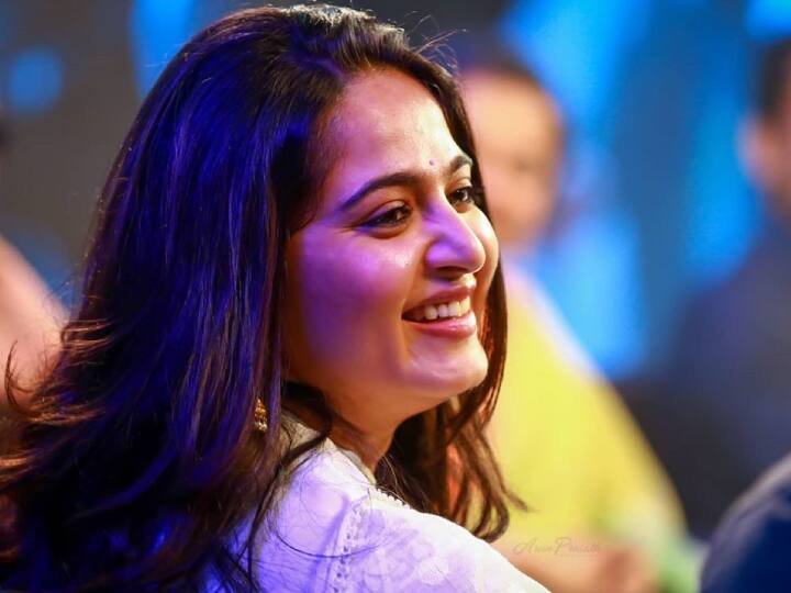 Baahubali Actress Anushka Shetty got committed in Ms Shetty Mr Polishetty Anushka Shetty News | இளம் நாயகனுடன் கைகோர்க்கும் பிரபல நாயகி அனுஷ்கா ஷெட்டி