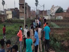 Bihar Crime: अर्धनिर्मित मकान से महिला का शव बरामद, दुर्गंध आने के बाद लोगों ने पुलिस को दी सूचना