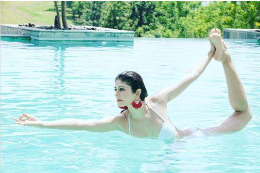 Pooja’s recent pictures are from an old photoshoot, which was shot in July 2019, she had previously shared the same on Instagram. [pic credit: Instgaram/Pooja Batra]