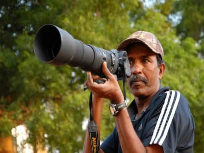 Tamil Nadu Coimbatore Man Subramaniyan saves injured birds Birds Saviour: காயம்பட்ட பறவைகளை காப்பாற்றி வரும் நிஜ 2.O பறவை மனிதர்!