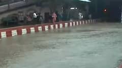 IMD issues warning of high tide, rainfall for next four days in Mumbai