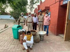 ਸਫਾਈ ਕਰਮਚਾਰੀ ਨੇ ਸਰਕਾਰੀ ਸਕੂਲ 'ਚ ਹੀ ਲਾ ਲਈ ਸ਼ਰਾਬ ਦੀ ਭਿੱਠੀ, ਪੁਲਿਸ ਨੇ ਕੀਤਾ ਕਾਬੂ