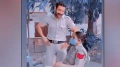 दिल्ली पुलिस के दो सिपाहियों को फिल्मी गाने पर वीडियो बनाना पड़ा भारी !