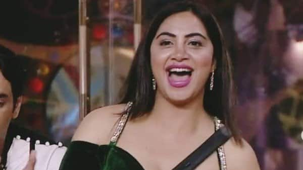 Arshi Khan sats Funny to see how low people go to participate in Bigg Boss अर्शी खान बोलीं- 'बिग बॉस' में हिस्सा लेने के लिए लोग कुछ भी करने के तैयार