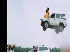 'டேக் மீ அப்' - ஃபேக் ஐடி பகிர்ந்த ஒரு போட்டோ.. நிலவுக்கே பவித்ராவை தூக்கிச் சென்ற ரசிகர்கள்!