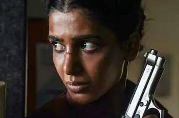 ਅਦਾਕਾਰਾ ਸਮੰਥਾ ਅਕੀਨੇਨੀ ਨੇ ਰਾਜ਼ੀ ਦੀ ਭੂਮਿਕਾ ਨਿਭਾਈ ਹੈ। ਉਸ ਦੀ ਇਸ ਭੂਮਿਕਾ ਨੂੰ ਲੈ ਕੇ ਵਿਵਾਦ ਵੀ ਹੋਇਆ ਹੈ, ਪਰ ਅਦਾਕਾਰਾ ਦੀ ਖੂਬ ਪ੍ਰਸ਼ੰਸਾ ਵੀ ਹੋ ਰਹੀ ਹੈ। ਸਮੰਥਾ ਨੇ ਇਸ ਭੂਮਿਕਾ ਲਈ 3-4 ਕਰੋੜ ਫੀਸ ਲਈ ਹੈ।