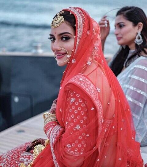 नुसरत म्हणाल्या की 'आम्ही फार पूर्वीपासून विभक्त झालो होतो. मात्र, मी याबद्दल बोलले नाही. कारण, मला माझे खाजगी आयुष्य स्वतःपुरते सीमित ठेवायचे होते. आमचा विवाह कायदेशीररित्या वैध नाही.