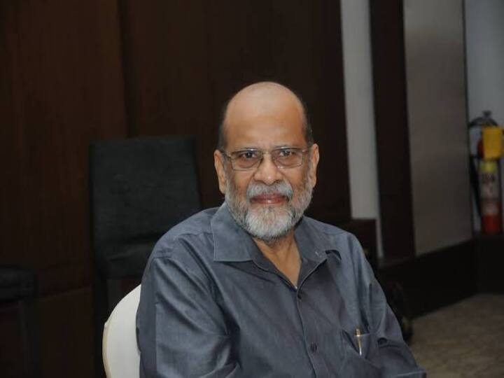 earthworm scientist Professor Sultan Ahmed Ismail story ஆஃபர் கொடுத்து அழைத்த சீனா.. இந்தியாவே முக்கியம் என மறுத்த சுல்தான் கதை