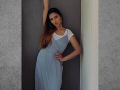 Vasundhara Kashyap | நடிகை வசுந்தராவின் ஸ்டைலிஷ் கூல் புகைப்படங்கள்.