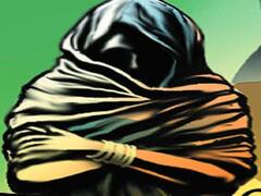 नोएडा में पुलिस को मिली बड़ी कामयाबी, चोरी करने वाली पांच महिलाओं को किया गिरफ्तार