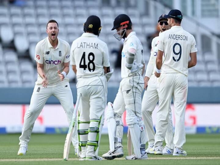 ENG Vs NZ, England one more cricketer in trouble, after old comment about racism surface इंग्लैंड की मुश्किलें बढ़ीं, नस्लभेदी टिप्पणी को लेकर एक और खिलाड़ी पर जांच शुरू