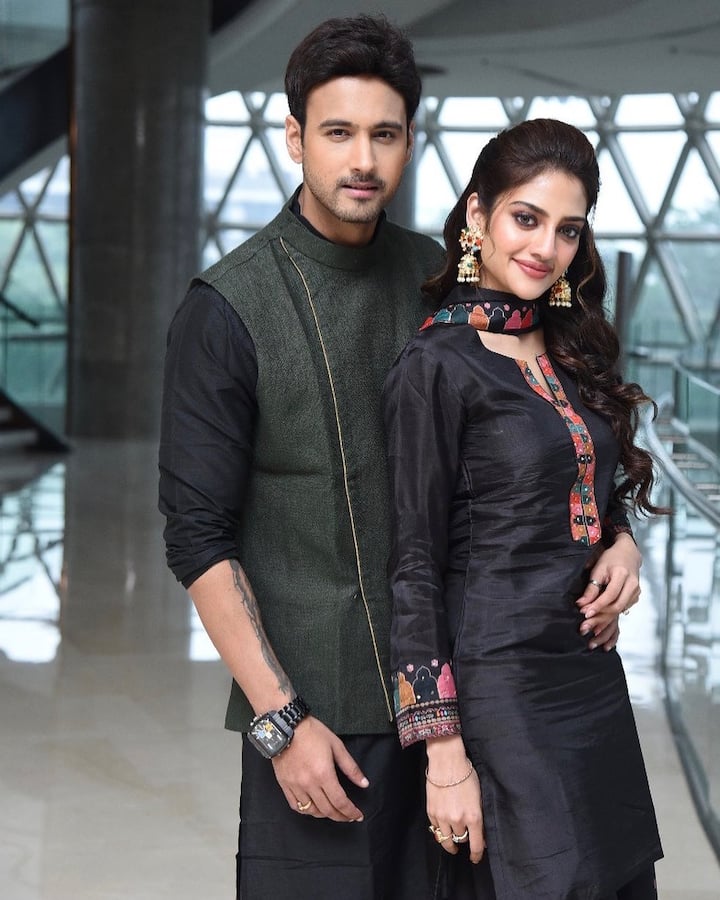 Yash Dasgupta became a household name with Bojhena Se Bojhena and Na Aana Is Des Laado has acted in several films like 'Total Dadgiri', 'Fidaa' and 'Mon Jaane Na' among others. [pic credit: Instagram/Nusrat Jahan]
