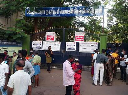 Corona vaccine will be available in 2 days in Karur கரூர் : தேங்கும் தடுப்பூசி பணிகள் : சுகாதாரத்துறை இணை இயக்குனரின் புதிய அறிவிப்பு!