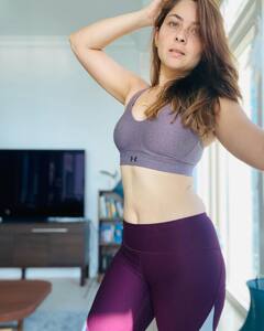 In Pics |  सोनालीने शेअर केले पोस्ट वर्कआऊटनंतरचे फोटो, फोटो पाहून चाहते झाले थक्क