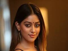 மயிலாஞ்சி சிரிப்பழகி அனு இமானுவேலில் அழகிய புகைப்படங்கள்....!