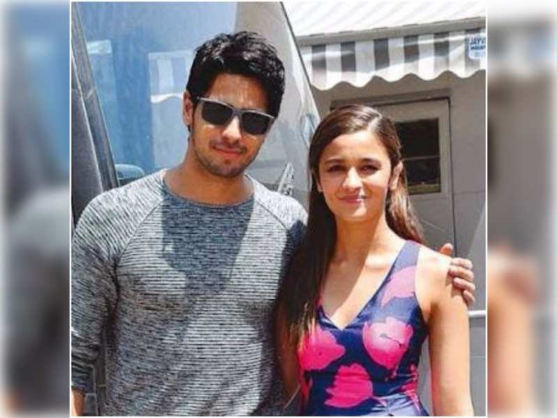 जब ब्रेकअप के बाद Sidharth Malhotra से पहली बार मिली थीं Alia Bhatt, जानिए कैसी थी मुलाकात?