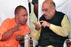 BREAKING: CM Yogi ने गृहमंत्री Amit Shah से की मुलाकात, बहुत कुछ कहती हैं ये तस्वीरें !