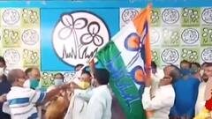 Bengal Political News: পুরুলিয়ায় কংগ্রেস ছেড়ে তৃণমূলে যোগ ৭ সদস্যের, গোলামারা পঞ্চায়েত দখল তৃণমূলের