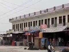 एटा में प्रशासन की बड़ी कार्रवाई, सपा नेता जुगेंद्र सिंह यादव की अवैध मार्केट को किया गया धवस्त