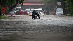 Downpour paralyses Mumbai: Watch ground report from Malad