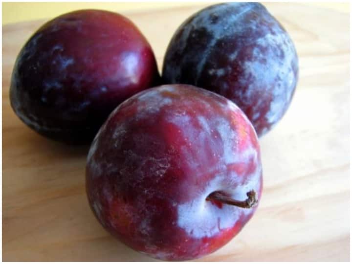 health tips benefits of plums good for your health marathi news Plum