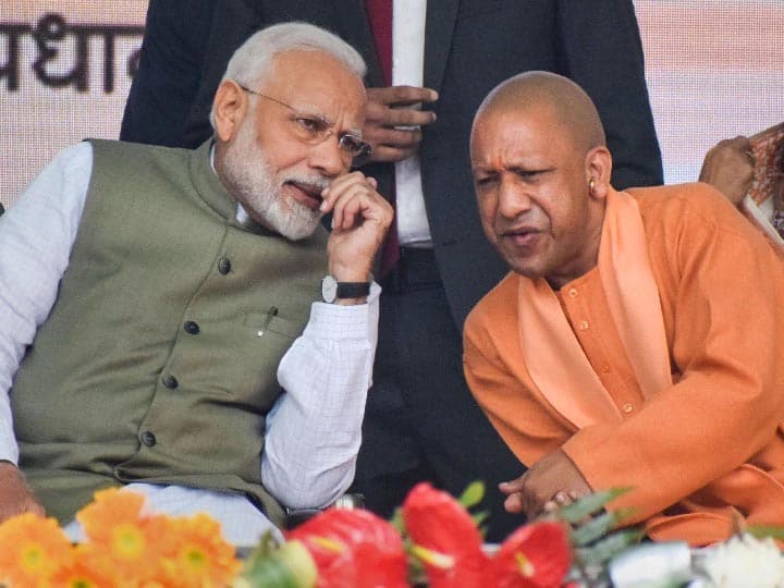 Uttar Pradesh Chief Minister Yogi Adityanath raised political mercury will meet PM Modi today उत्तर प्रदेश के मुख्यमंत्री योगी आदित्यनाथ ने बढ़ाई सियासी हलचल, आज करेंगे PM मोदी से मुलाकात