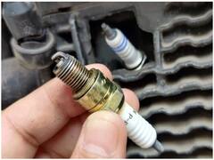 स्पार्क प्लग से लेकर एयर फिल्टर की ऐसे करें केयर, बेहतर होगी बाइक की माइलेज