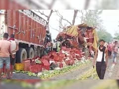 सिवानः दो ट्रकों की आमने-सामने टक्कर में उड़े परखच्चे, एक चालक की मौत; 2 गंभीर रूप से जख्मी