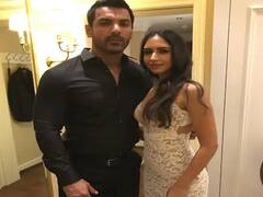 John Abraham से लेकर Emraan Hashmi  तक, इन अभिनेताओं की वाइफ लाइमलाइट से दूर रहना करती हैं पसंद