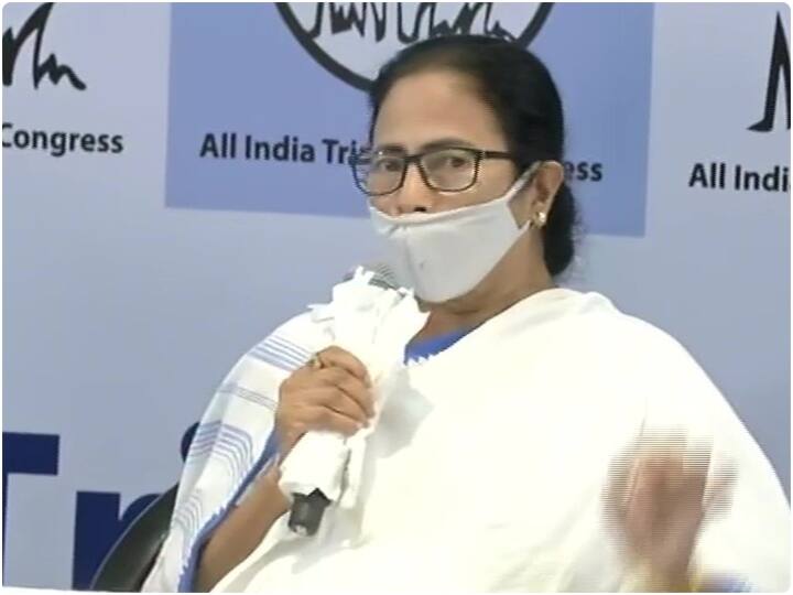 TMC Press Conference: Mamata Banerjee attacks BJP and says will not take traitor in their party Mamata on Press Conference :