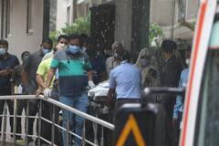 PHOTOS: Dilip Kumar Discharged From The Hospital, Saira Banu Kisses Her Husband’s Forehead As The Bollywood Veteran Heads Home!